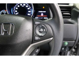 Hondaセンシングの機能のひとつ、アダプティブクルーズコントロール付!アクセルから足を離しても設定したスピードと前車との車間を保ち走行してくれます!車線維持もアシスト☆高速道路で疲労軽減ですね☆