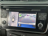 アラウンドビューモニターです!上空から貴方のお車をモニタニングしている様に車両の周りの安全確認が出来ます!