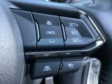 MRCC(マツダレーダークルーズコントロール)は先行車との車間を維持しながら追従走行を行い、長距離でのドライバー負担を軽減させてくれます。