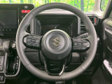 【純正革巻きステアリング】上質な革を使用することで、手にしっかり馴染みとても運転しやすいハンドルです♪