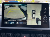 マルチビューカメラ装備!駐車などとっても安心です!!