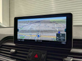 【ナビゲーション】タブレットのような直感的な操作感のインターフェースが装備されております!