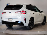 BMWのお車は、&ldquo;駆け抜ける歓び&rdquo;を体現しております。走行の安定性とコーナリングの良さを追求し、思い通りにハンドルの操作可能です。