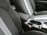 Audi認定中古車ならではの、品質の高い選りすぐりのお車を販売させて頂きます。アフターサービス・保証も全国のAudi正規ディーラーで実施頂けます。遠方のお客様もご安心ください。