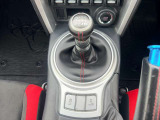 気になるお車がありましたら右の電話番号から直接お店にお問い合わせください。支払方法から車両情報、状態までなんでもご説明させて頂きます。スタッフ一同ご連絡お待ちしております。
