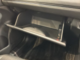 専門業者にて内外装のクリーニングを実施しております!