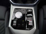 車両の詳細、ご質問につきましては、弊社営業スタッフまでお気軽にご連絡下さいませ。遠方のお客様には実車の詳細画像送信も承ります。お客様からのお問合せをお待ち致しております。