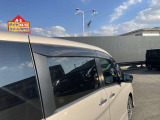 プライバシーガラス付き☆ドアバイザーも取付済みです