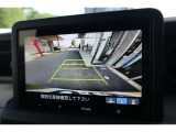 【バックモニター】後方確認をサポートし、障害物や歩行者との接触を防止します!