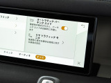 当店の営業時間は平日11:00〜18:00、土日祝は10:00〜18:00、毎週火曜日と水曜日は定休日となります。スムーズなご案内をさせていただくため、可能な限り事前のご来店予約をお願いいたします。