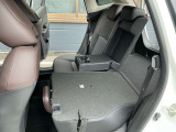 後席もしっかりとスペースを確保しているのでゆったりとご乗車できます♪