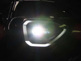 LEDテクノロジーにて放射される白色光の周波特性は太陽光に近く明るく輝きます