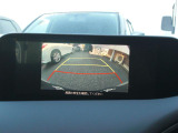 バックカメラも装備されていますので、駐車場での取り回しも安心です!バックカメラの映像はナビへと映し出されます。大きな画面で確認ができて安心です!