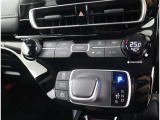 オートエアコンで車内はいつも快適