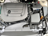ご納車前に、店舗に併設された整備工場にて点検整備を行います。ボルボ車を熟知したテクニシャンが、ディーラーならではの安心感をご提供致します。