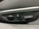 パワーシートで細かい調整ができますので、適切なポジションがとれます。