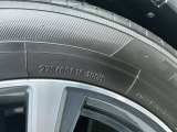 225/60R18       ★このクルマのタイヤサイズです。