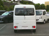 最大積載量は350Kg(2人乗車時)/250Kg(4人乗車時)となります。