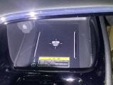 ワイヤレス充電器を搭載。スマートフォンを置くだけで充電可能。