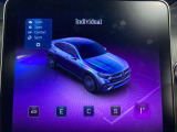 バックカメラにより駐車時の後方確認も楽にできます。