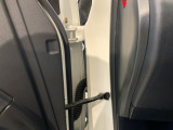 専門業者にて内外装のクリーニングを実施しております!