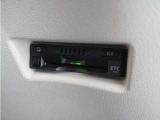◆ETC◆有料道路を利用する際にスムースに通過でき、わずらわしい料金支払いから開放されます!今や無いと不便に感じるほど必需品の装備ですね♪