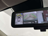 ルームミラーにクリヤーなカメラ映像で後方視界サポート!車両周囲安全確認にも役立つ、アラウンドビューモニター映像 スマート・ルームミラー装備!