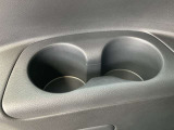 サードシート用ドリンクホルダーです。