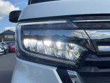 LEDヘッドライトが安全な夜間走行をサポートしてくれます♪照射範囲が広くなるので前方視界が全体的に明るくなり、夜間走行をしっかりアシスト♪
