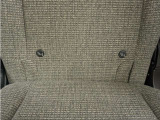 ◆ISOFIX◆シートベルトいらずでチャイルドシートと固定金具を連結するだけでガッチリ固定できます。