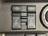 パワースライドドアは運転席からも操作可能!リクエストスイッチ操作で自動ロック解除が可能です!