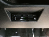 ETC車載器付きです。高速道路の料金所もスムーズに通過できます。