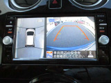 アラウンドビューモニターが駐車をアシスト☆4つの高解像度カメラで車の周囲を撮影。ミニバン、SUVなどの死角の駐停車も驚く程楽です!バックカメラは、車庫入れの時は勿論、後方の安全確認もできて安心です♪