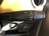 オートライトシステム 車外の明るさを感知し、自動でヘッドライトのON,OFFをコントロールします