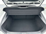 荷室は広くたくさんの日用品のお買い物をお載せできてレイアウト次第で用途が盛りだくさんです。
