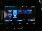 【オーディオ選択画面】AM/FMの切替や、交通情報もこちらの画面から選択できます。