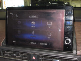 ナビゲーションは純正10インチメモリーナビ(VXU-217DYi)を装着しております。AM、FM、CD、DVD再生、Bluetooth、音楽録音再生、フルセグTVがご使用いただけます。
