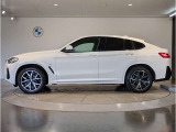 【拘りのFR】BMWが多く採用するFR車。ダイレクトでスポーティな加速感・シャープなハンドリングを実現。縦置きエンジンレイアウトにより、フラットで上質な乗り味です。