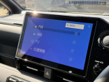 メーカーオプションのディプレイオーディオプラス装備車両でございます。大型モニターになることで操作が容易に可能ですね!TVキャンセラーも装備されているので走行中にTVを見ることも可能です!!