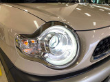 LEDヘッドライト装備で夜道もスッキリとした視界で安心して運転出来ます!