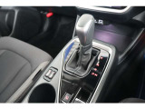 スイッチ類は運転席に集約!使いやすいです!