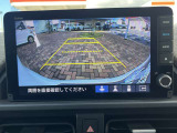 バックカメラ付きなので駐車時も安心!