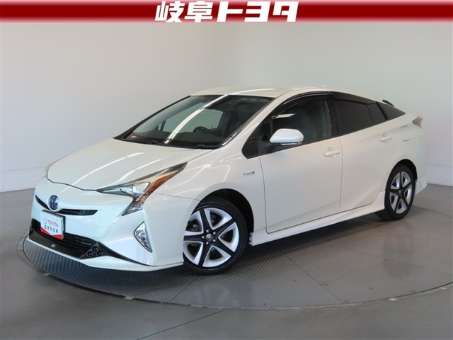 プリウス 1.8 A ツーリングセレクション E-Four 4WD 