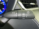 トンネルなど、周囲の明るさの変化でランプ類を自動オン・オフするコンライトです(消し忘れ防止機能付)