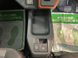 ダイハツディーラーでは「ダイハツ認定U-CAR」という基準を設け、車選びに詳しくないお客様でも「安心して選べる」をご提供しています。
