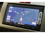 純正メモリーナビVXM-145VSi 操作性と機能性に優れているナビで、初めての道でも安心・快適なドライブをサポートします!