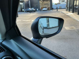 オレンジの点滅で後ろからきている車など、教えてくれます♪