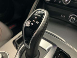 八光AUTO MOTIVEの強みはサポート力です。これまで培ってきた経験と技術力、スピードを生かして、お客様ひとりひとりを八光AUTO MOTIVE全店でサポートさせて頂きます。