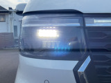 LEDヘッドライトが安全な夜間走行をサポートしてくれます♪照射範囲が広くなるので前方視界が全体的に明るくなり、夜間走行をしっかりアシスト♪