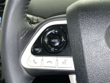 ステアリングスイッチ装備!運転しながら手元でオーディオの操作などができます。